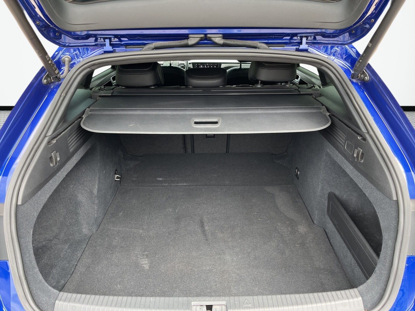 Volkswagen Arteon Shooting Brake - zdjęcie 17