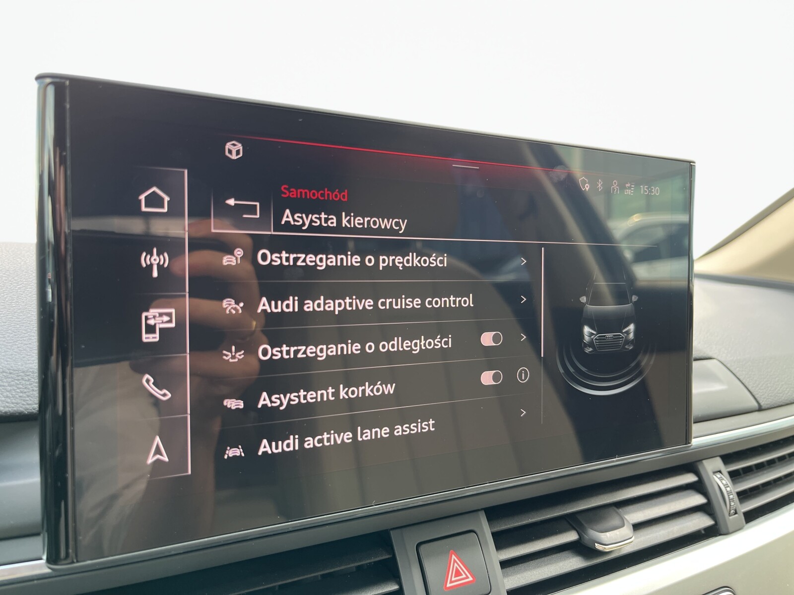 Audi A4 Avant - zdjęcie 38