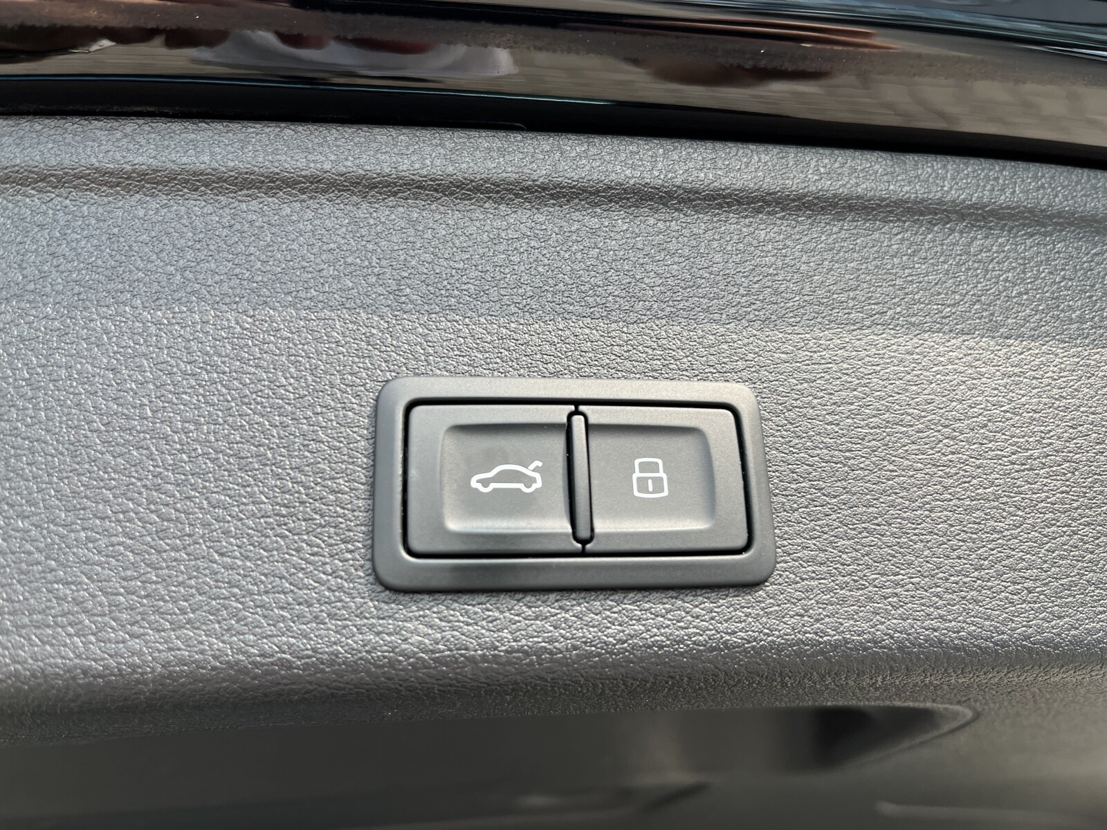 Audi A4 Avant - zdjęcie 19