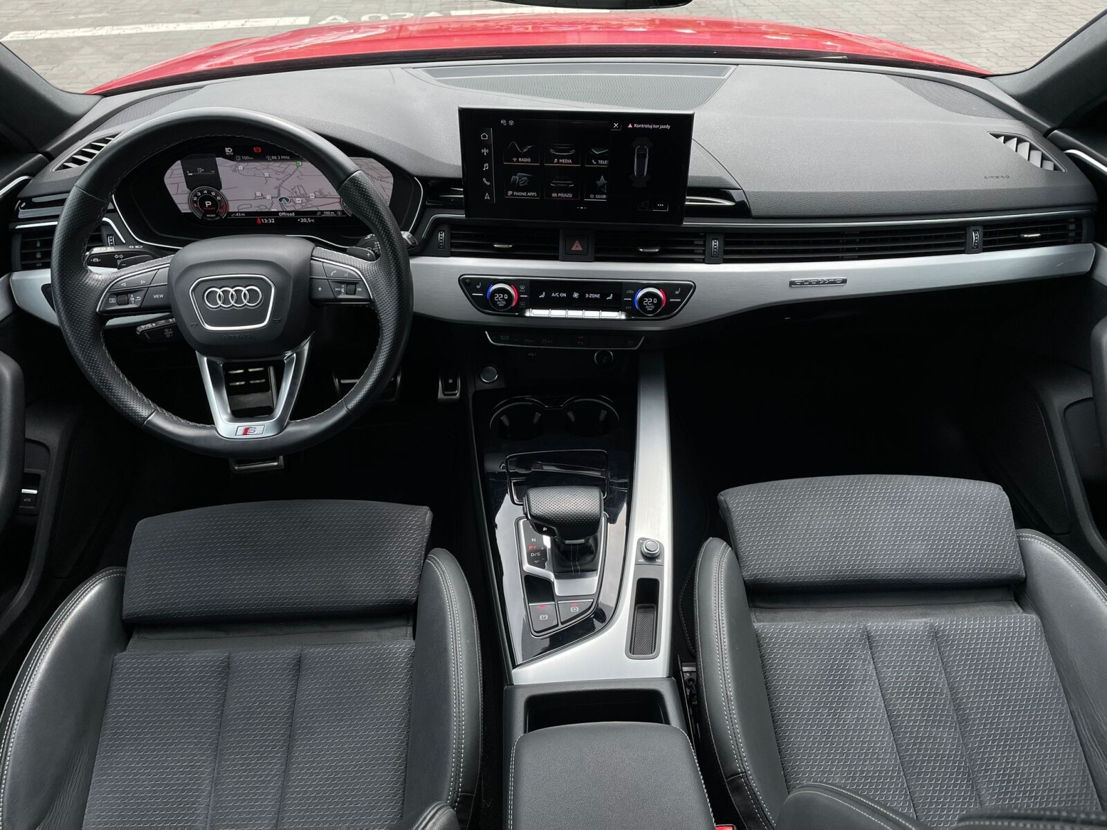 Audi A4 Avant - zdjęcie 15