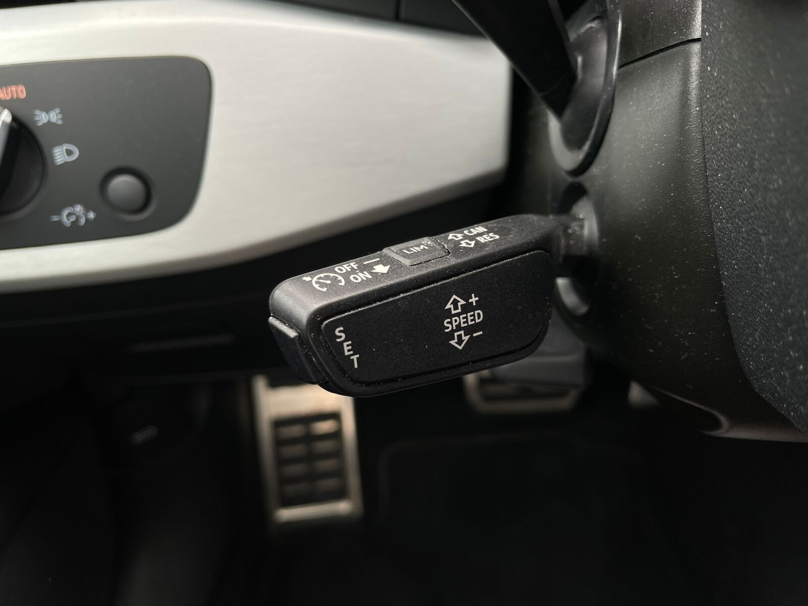 Audi A4 Avant - zdjęcie 23