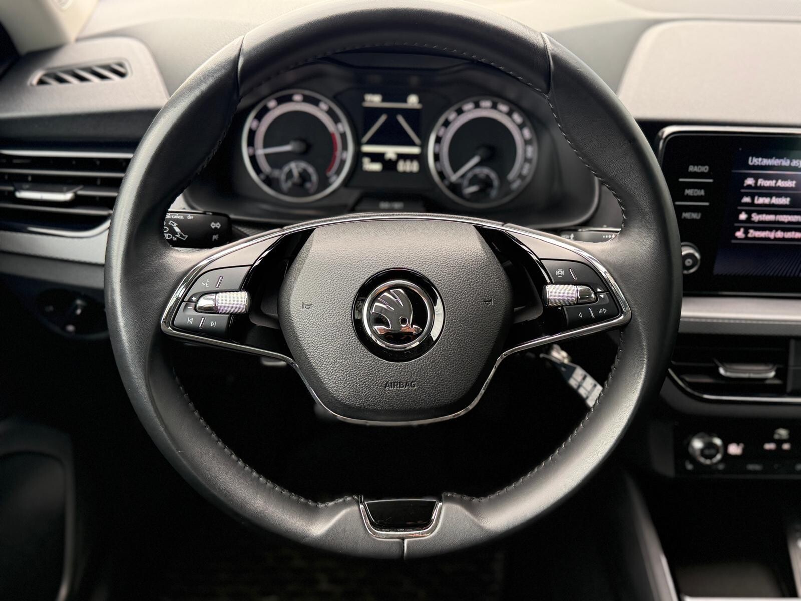 Škoda Kamiq - zdjęcie 25