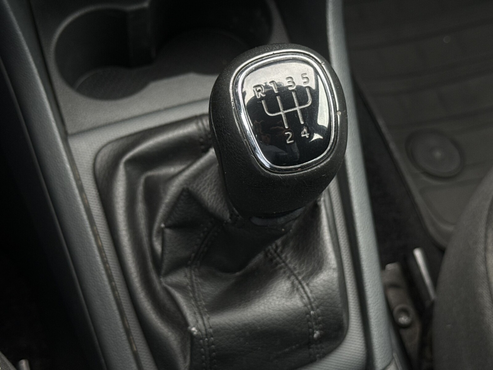 Škoda Rapid - zdjęcie 16