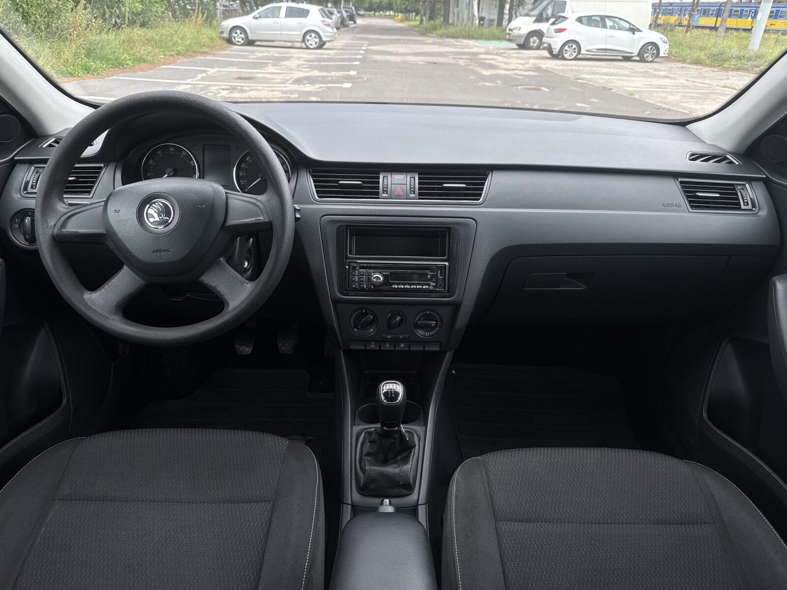 Škoda Rapid - zdjęcie 9