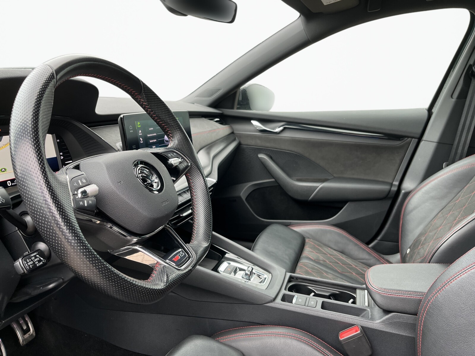 Škoda Octavia Combi - zdjęcie 9