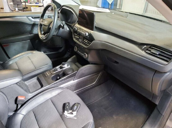 Ford Kuga - zdjęcie 3