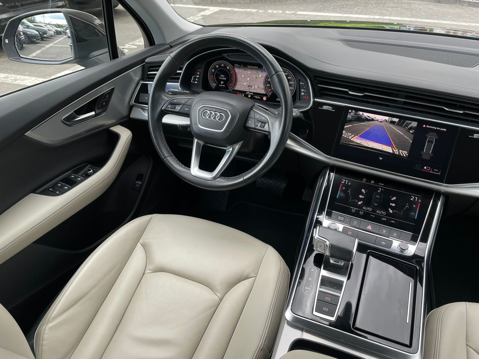 Audi Q7 - zdjęcie 13