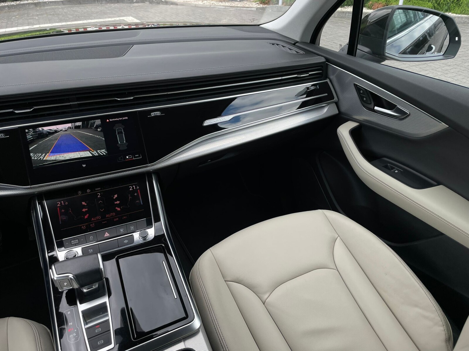 Audi Q7 - zdjęcie 15