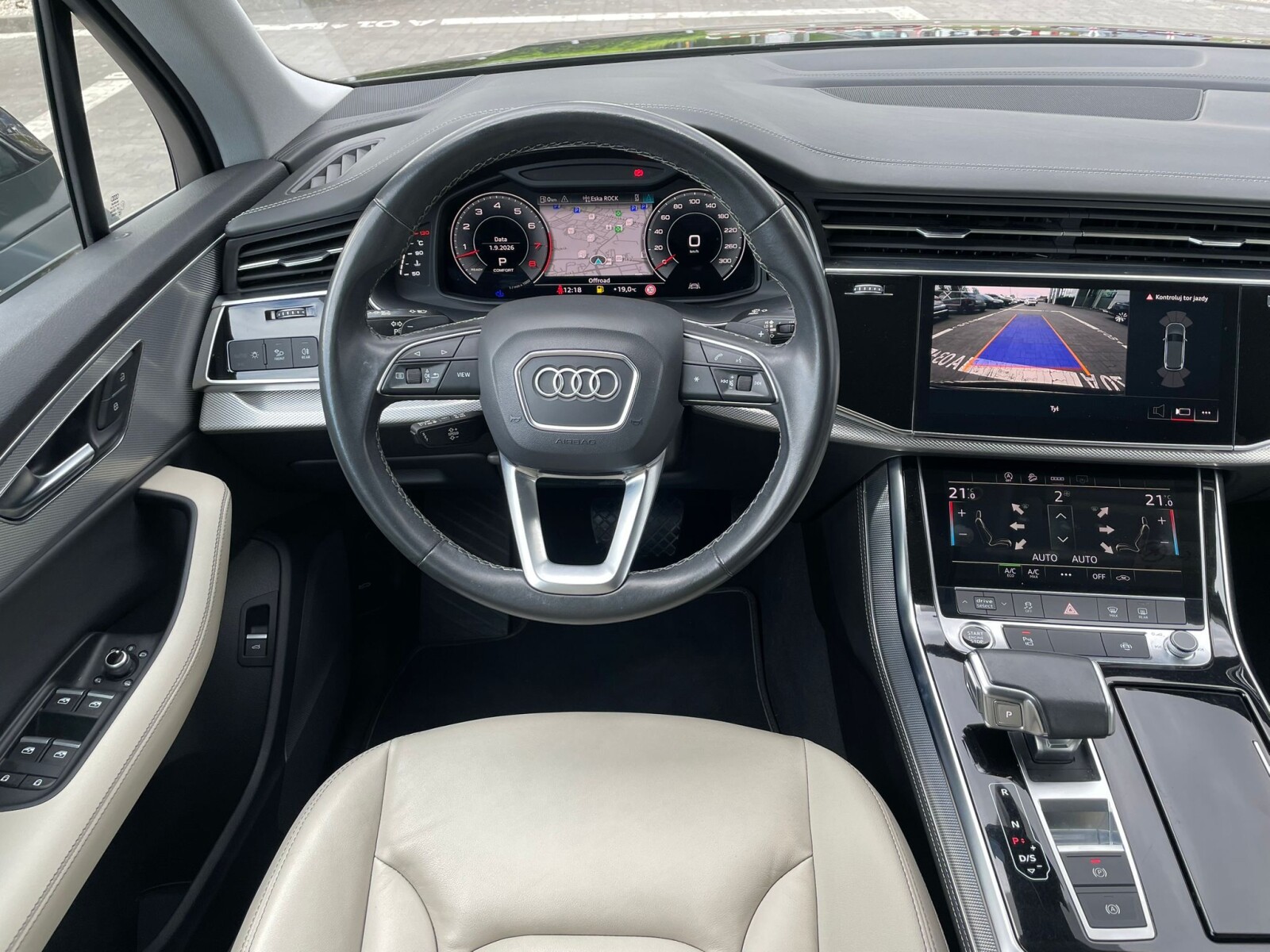 Audi Q7 - zdjęcie 16
