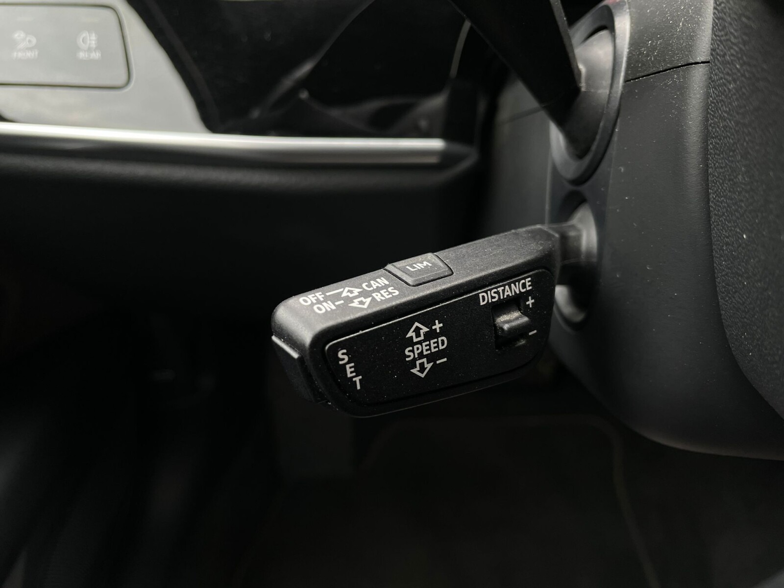 Audi A8 - zdjęcie 26