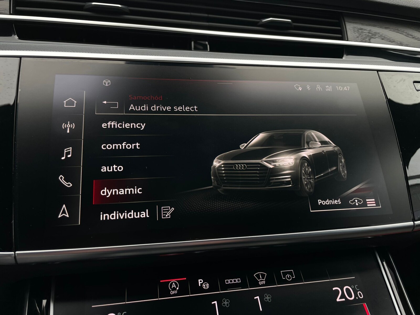 Audi A8 - zdjęcie 31