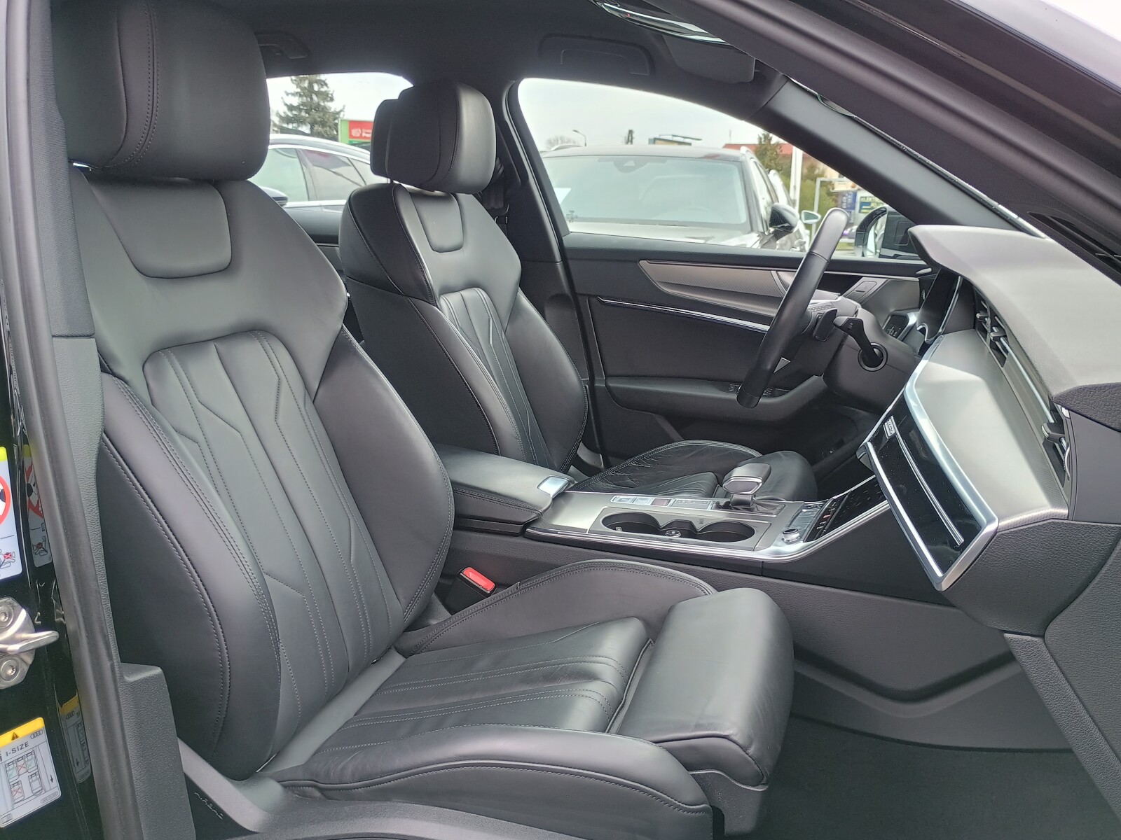 Audi A6 Limousine - zdjęcie 24