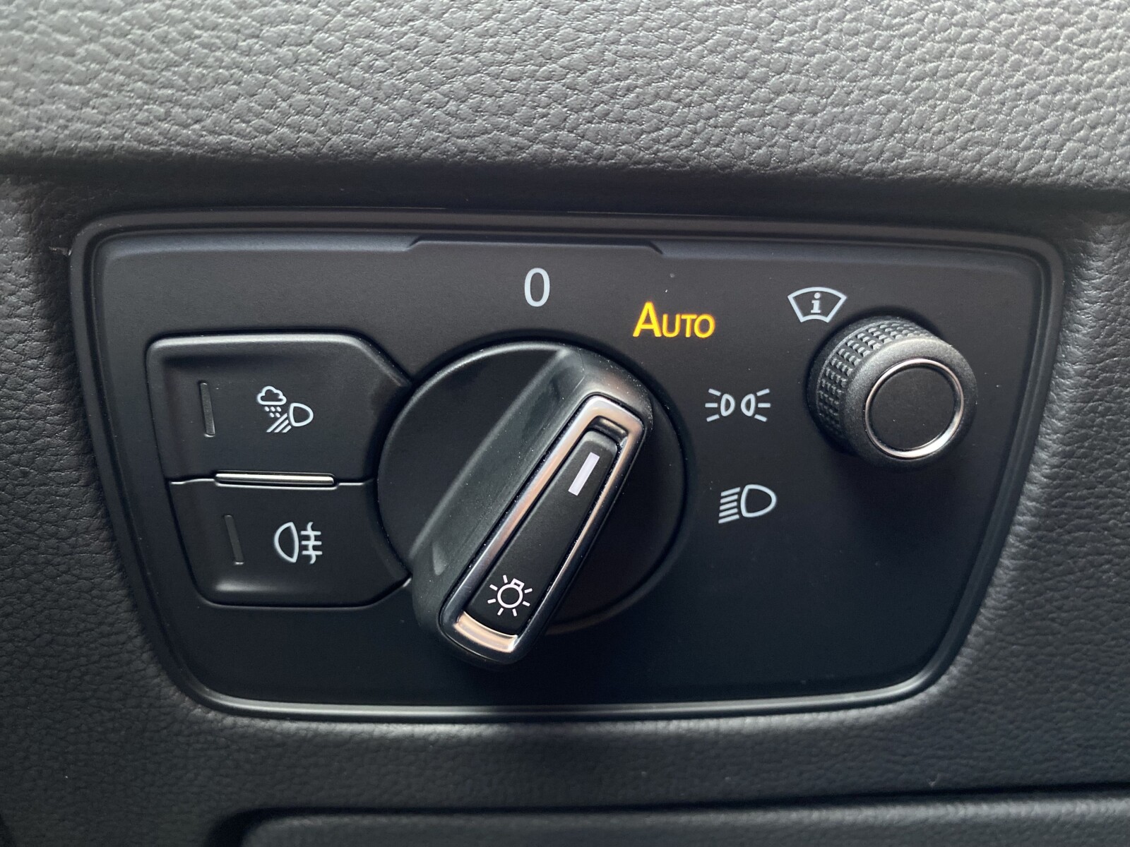 Volkswagen Arteon Shooting Brake - zdjęcie 15