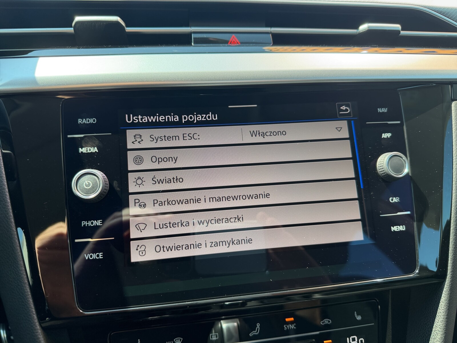 Volkswagen Arteon - zdjęcie 28