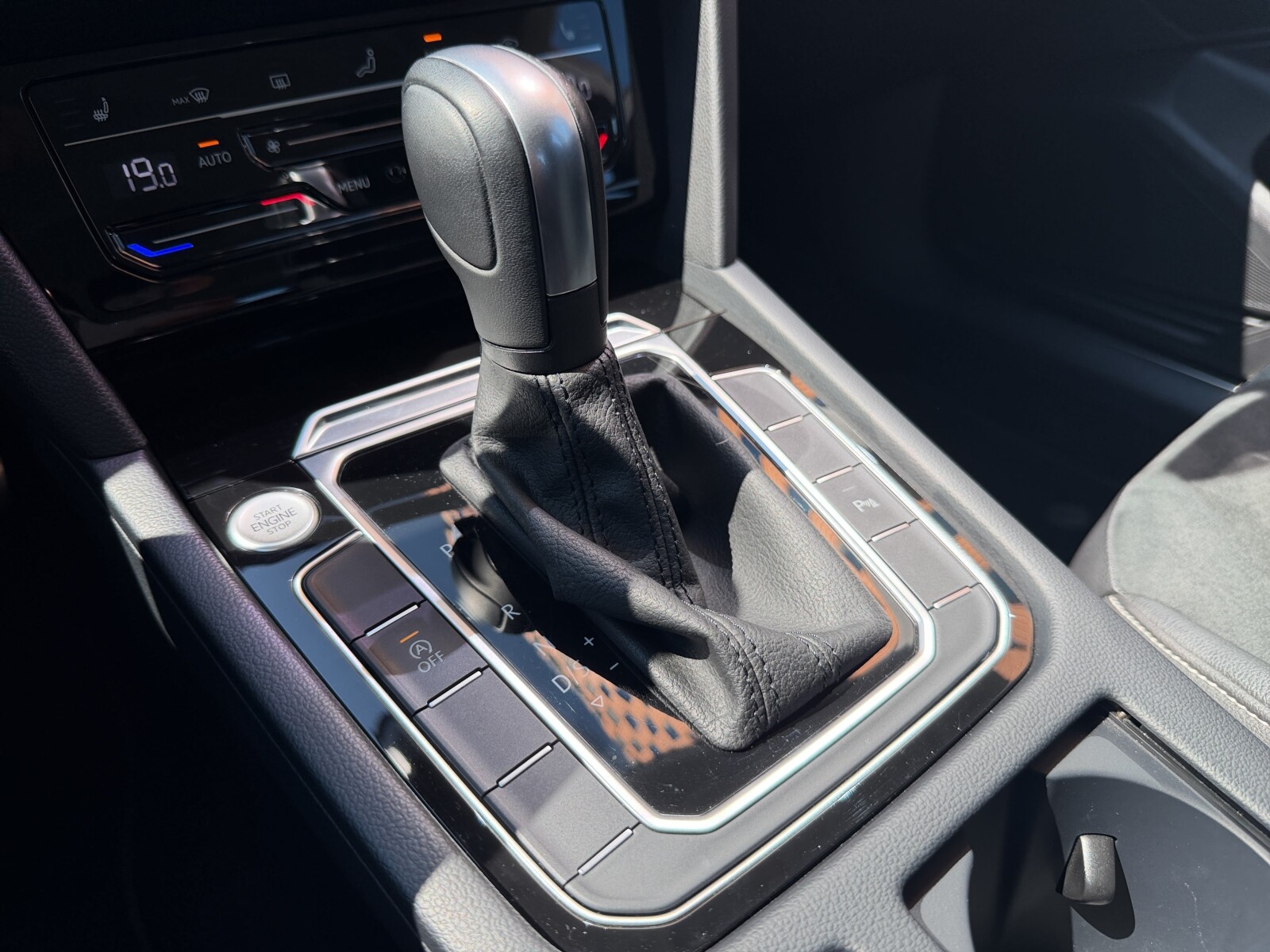 Volkswagen Arteon - zdjęcie 20