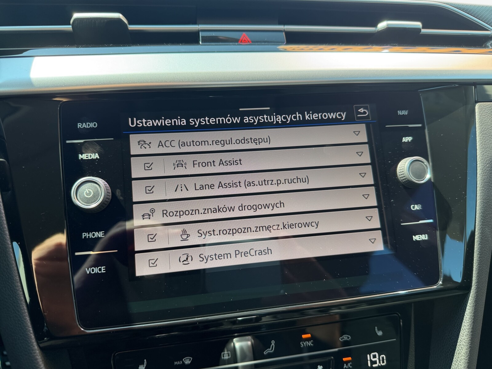 Volkswagen Arteon - zdjęcie 29