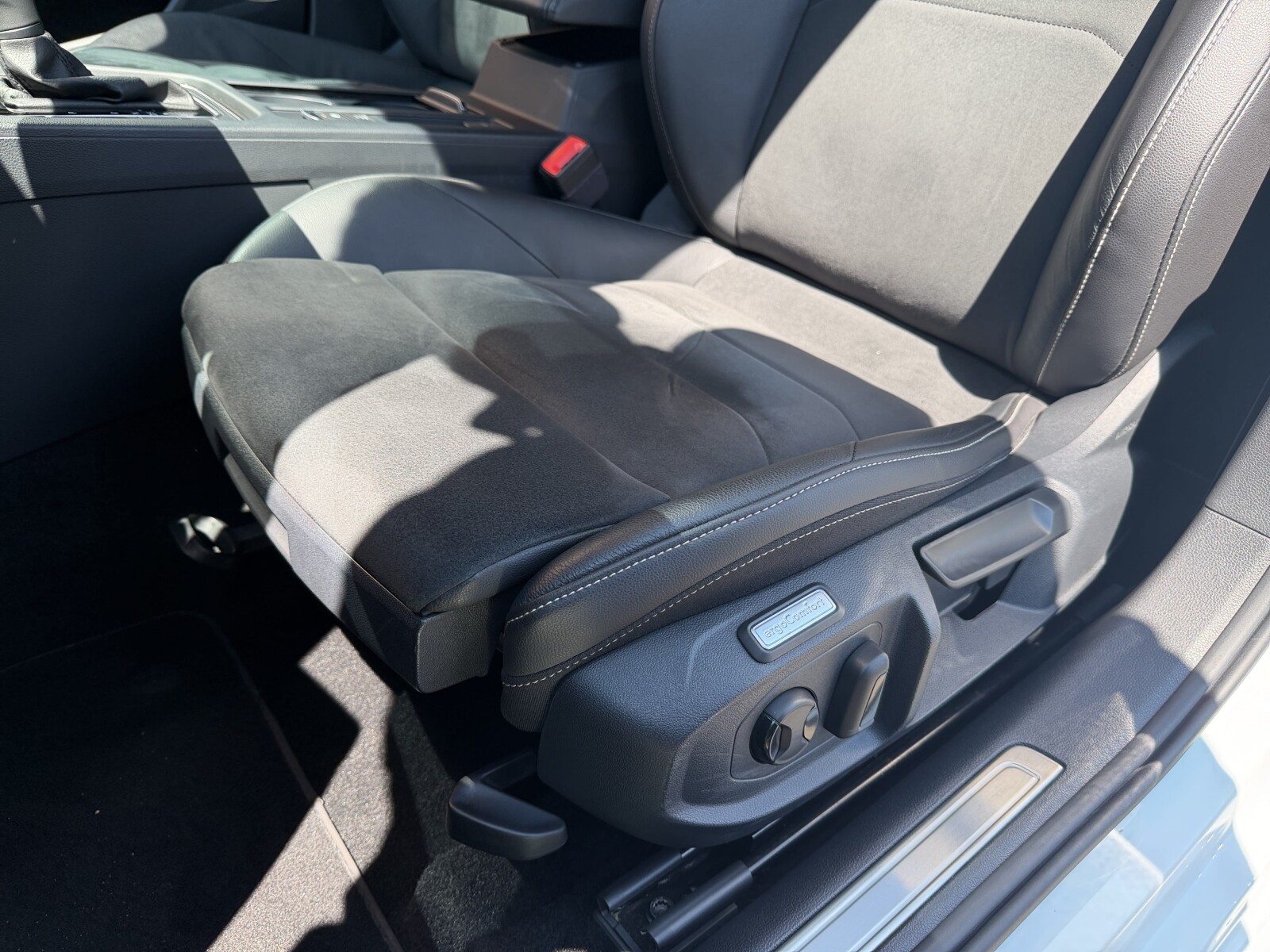 Volkswagen Arteon - zdjęcie 12