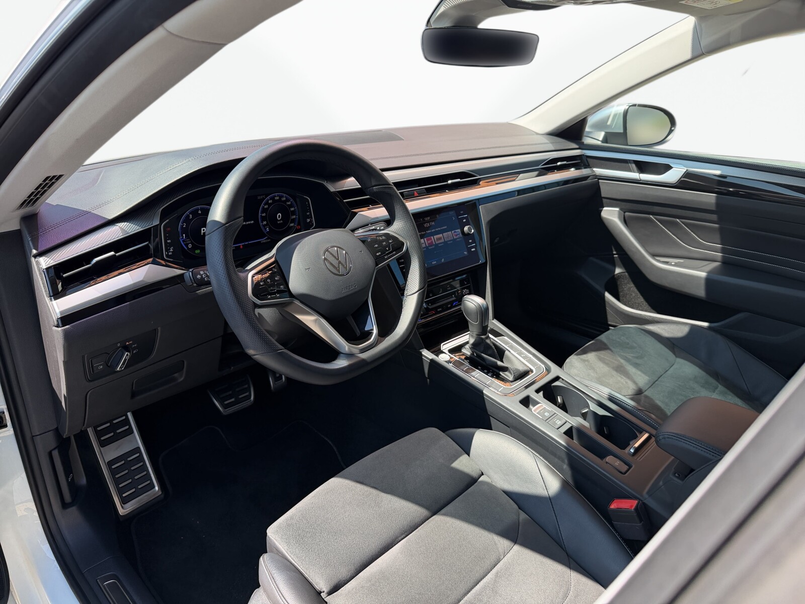 Volkswagen Arteon - zdjęcie 9