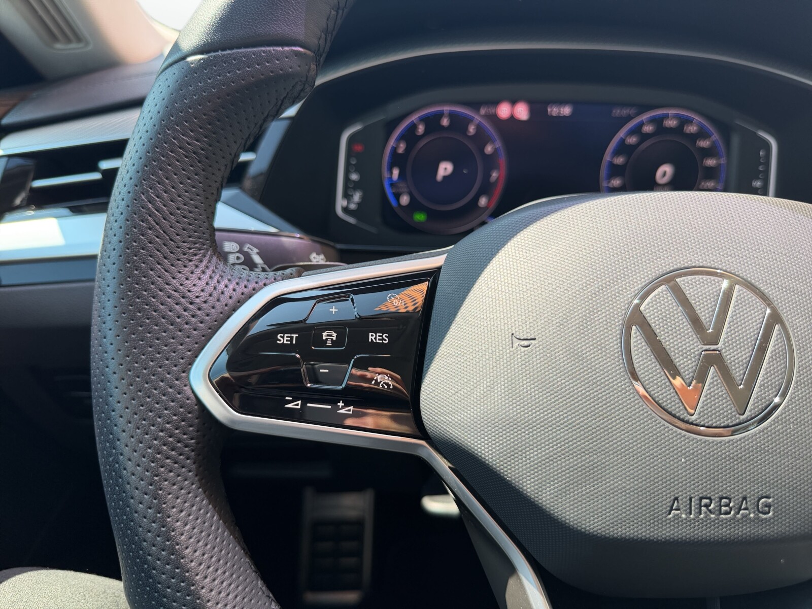 Volkswagen Arteon - zdjęcie 15