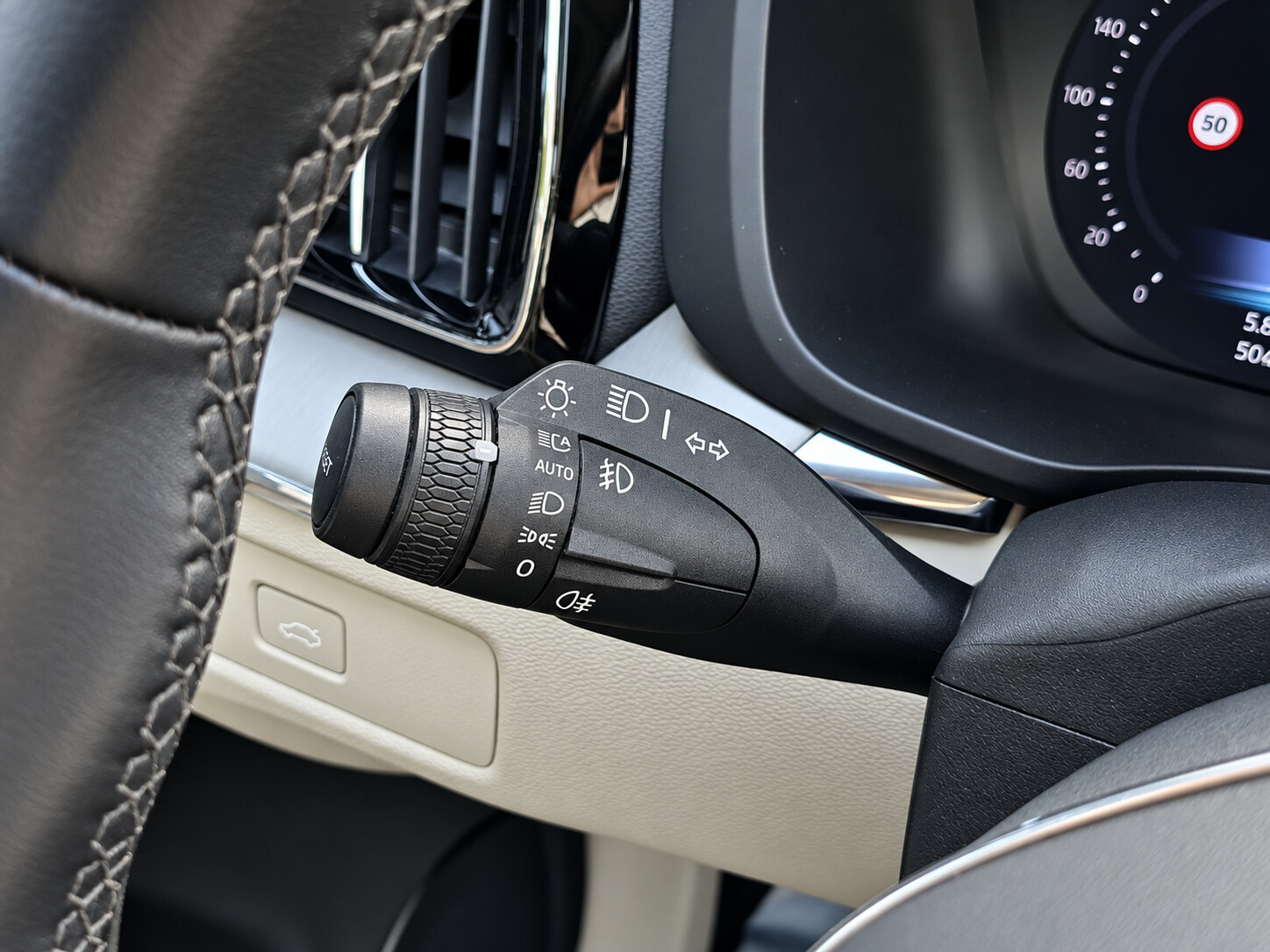 Volvo XC 60 - zdjęcie 14
