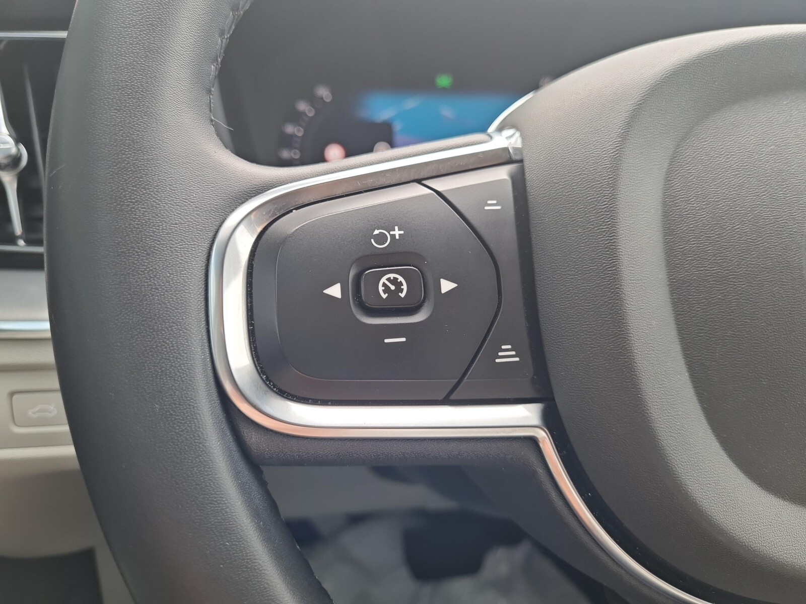 Volvo XC 60 - zdjęcie 11