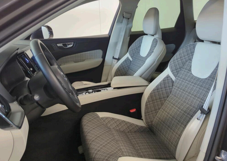 Volvo XC 60 - zdjęcie 3