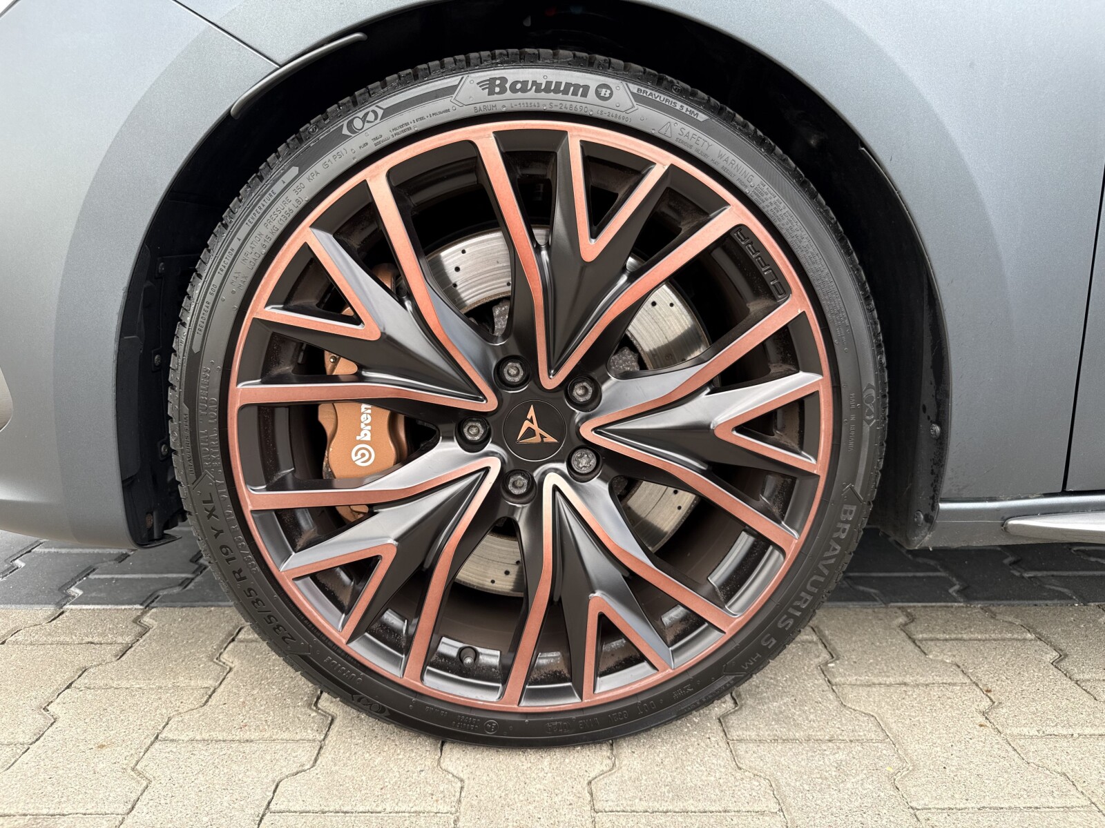 Cupra Leon - zdjęcie 18