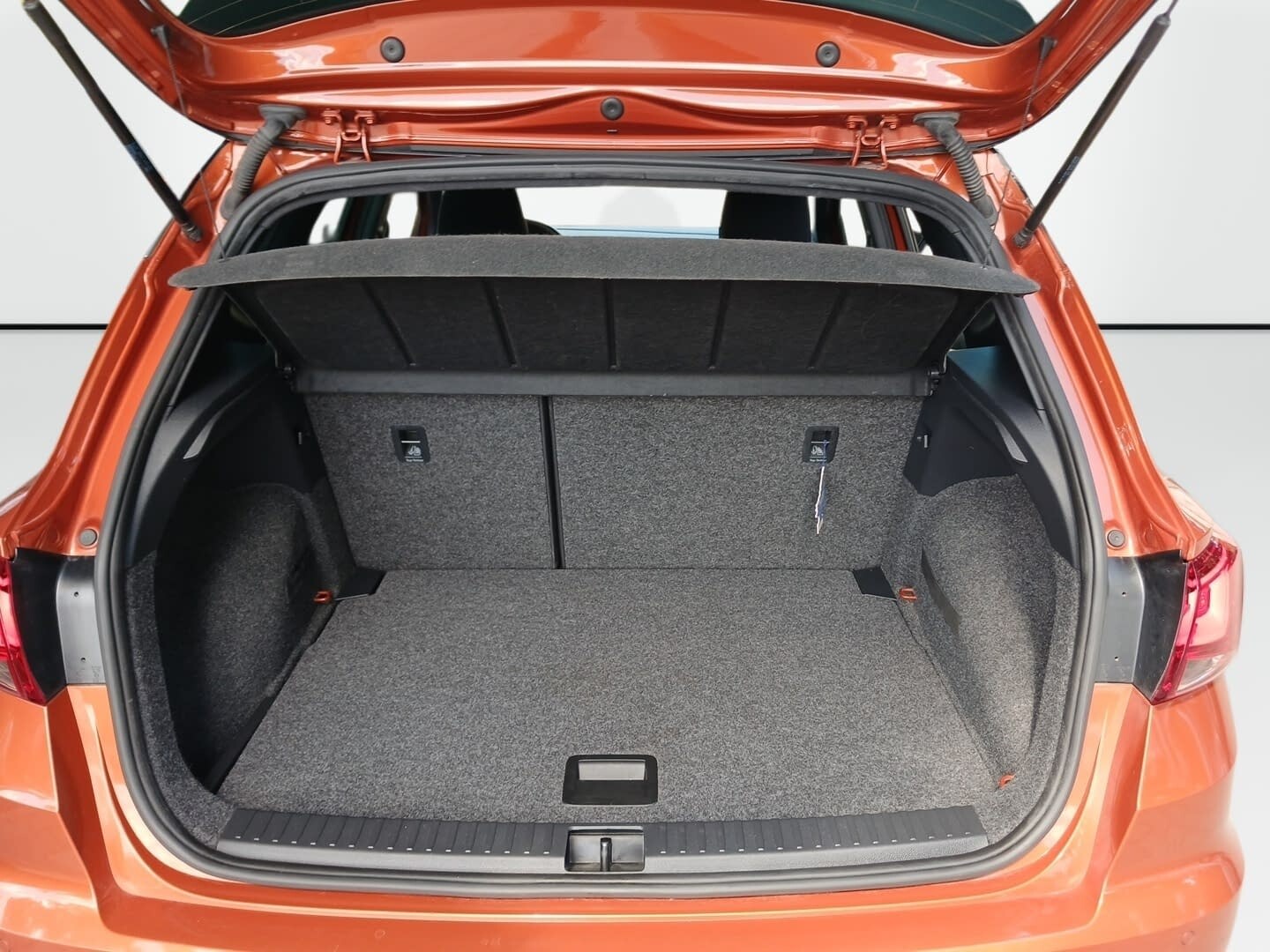 Seat Arona - zdjęcie 25