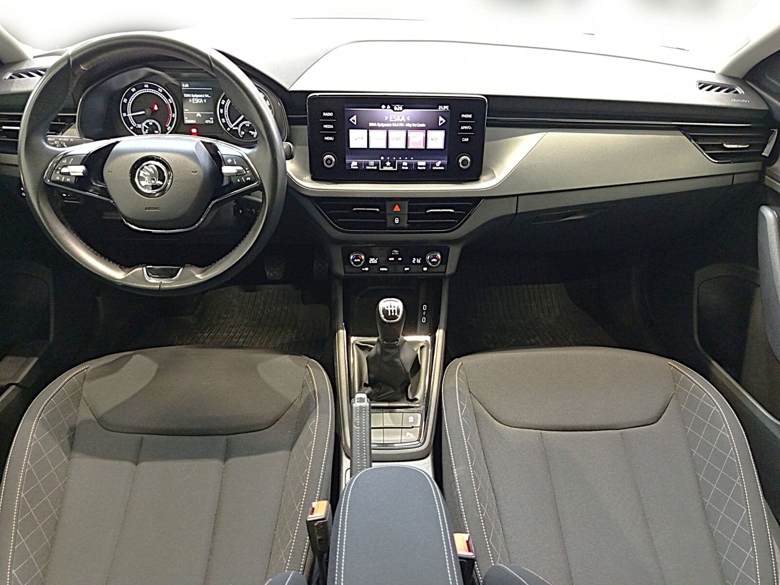 Škoda Scala - zdjęcie 9
