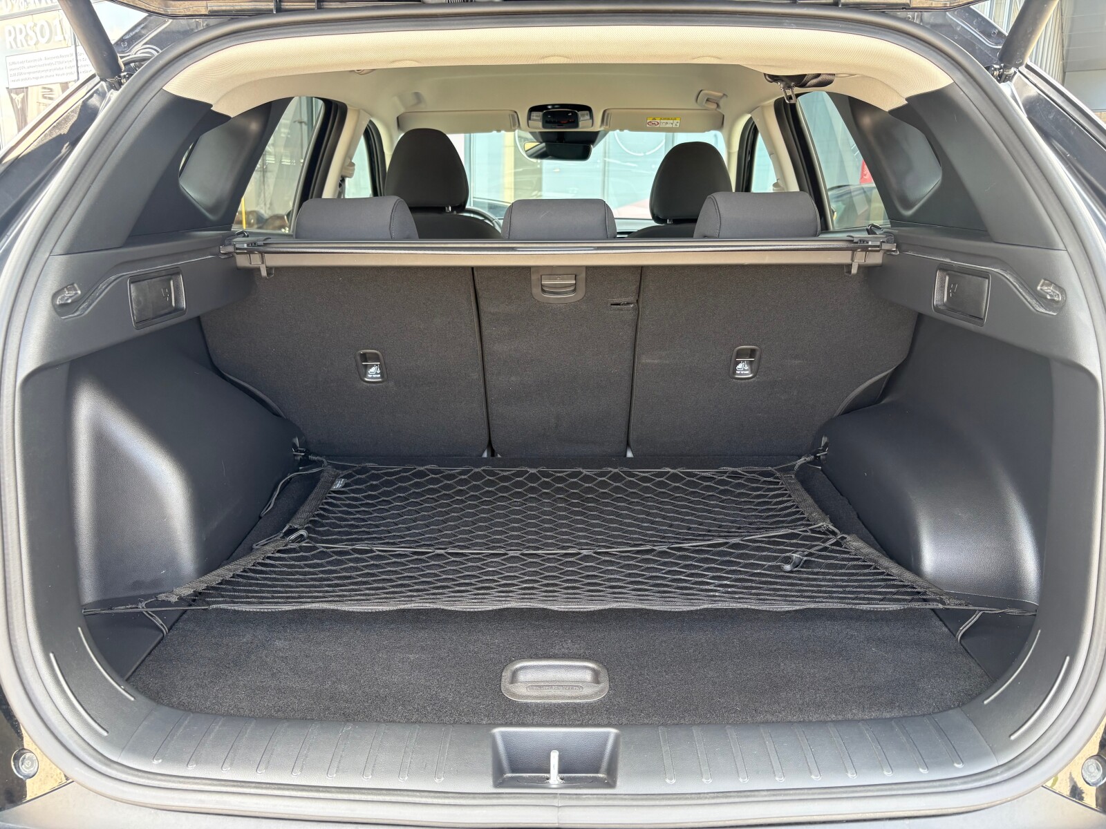 Hyundai Tucson - zdjęcie 18
