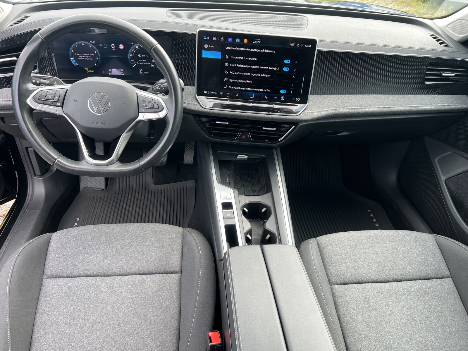 Volkswagen Passat - zdjęcie 9