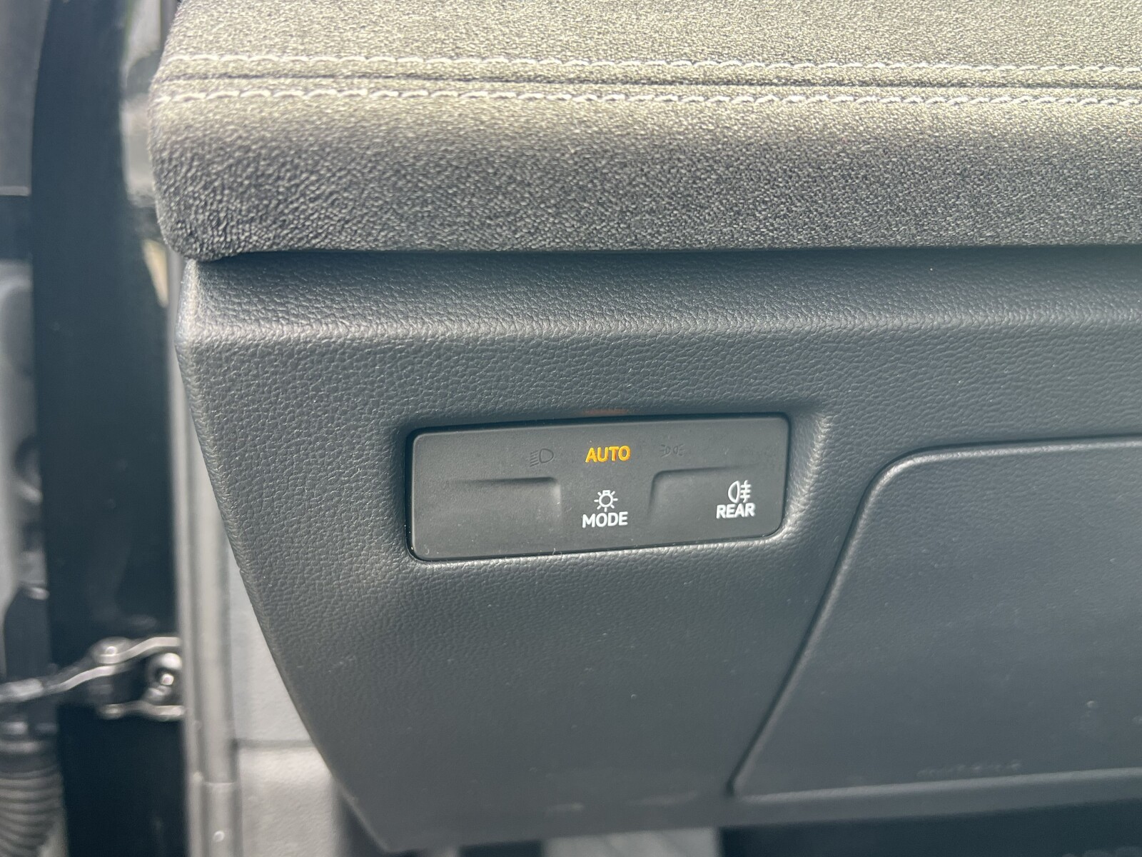 Volkswagen Passat - zdjęcie 18