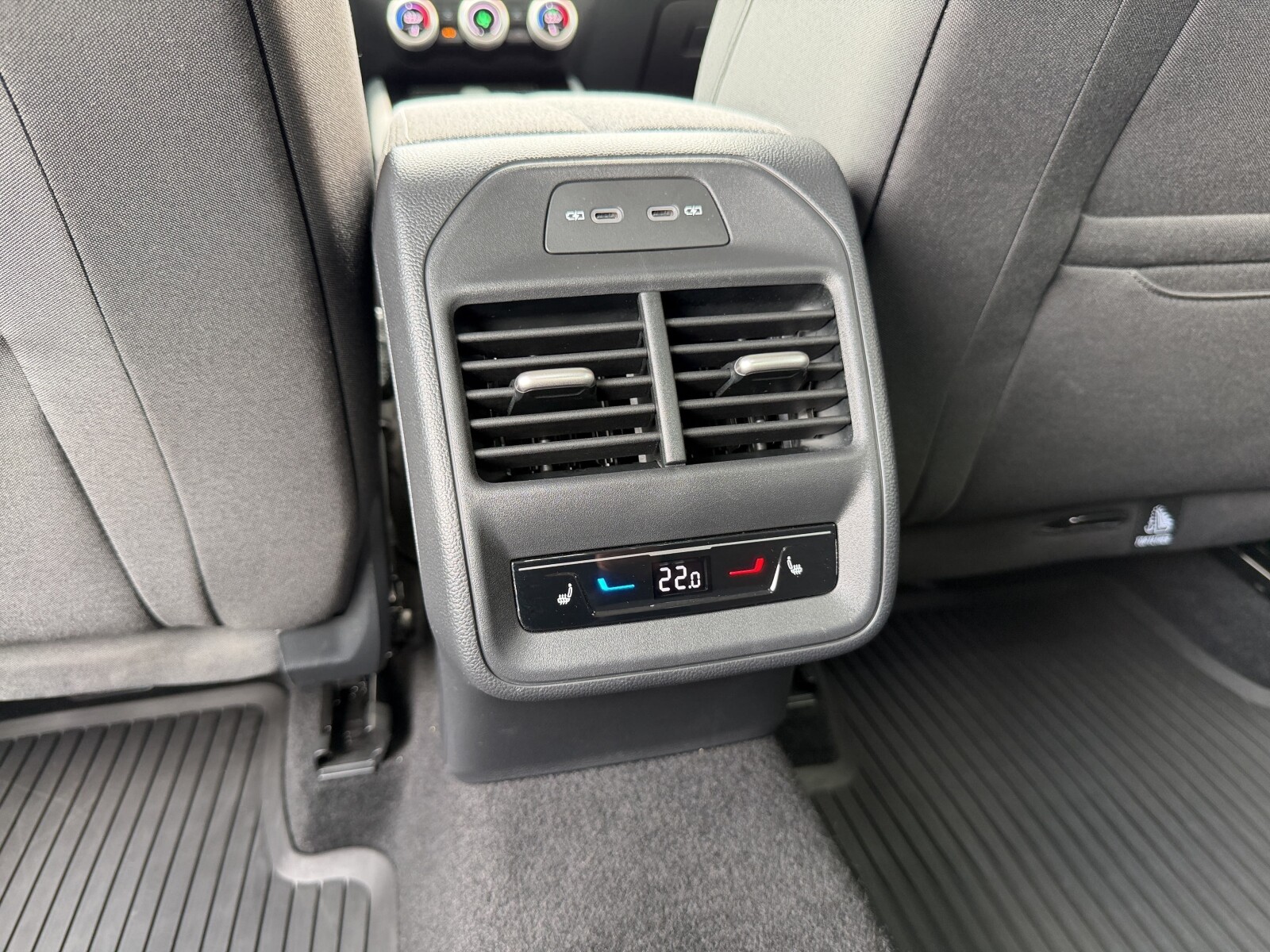 Škoda Superb - zdjęcie 36
