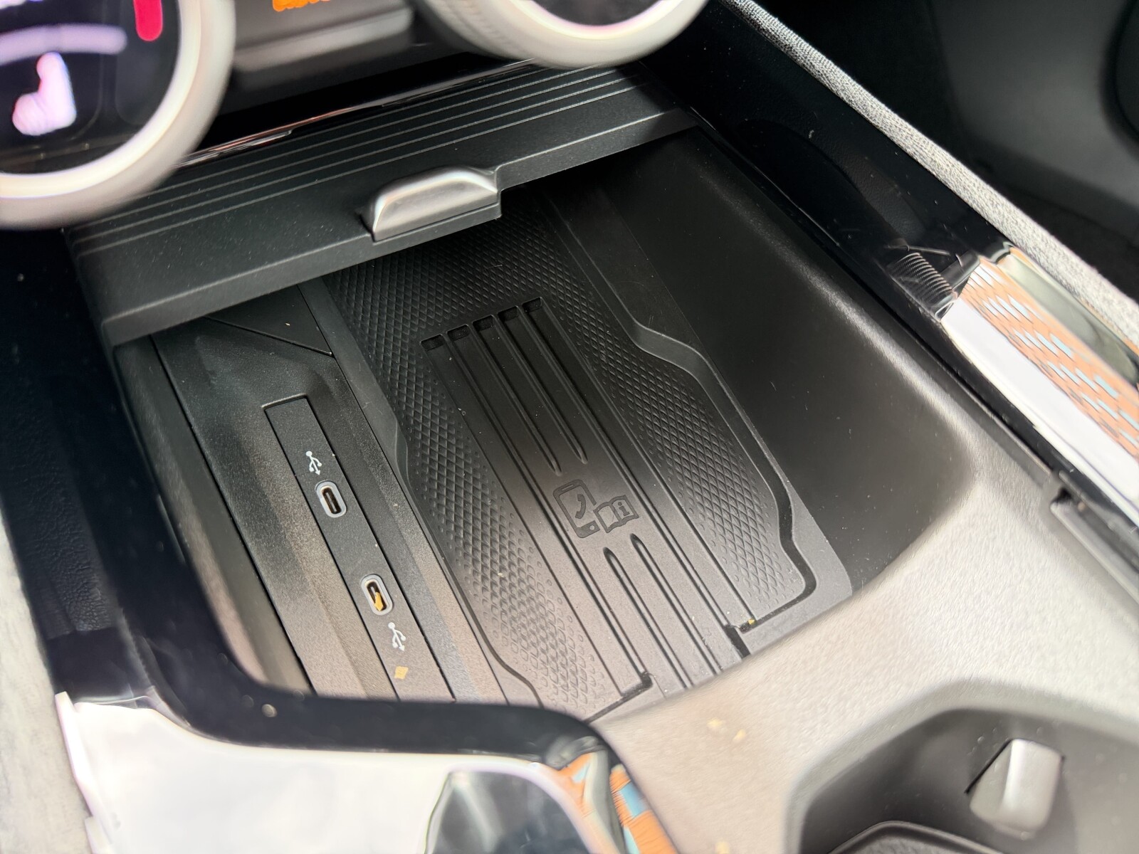 Škoda Superb - zdjęcie 22