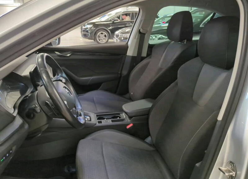 Škoda Octavia - zdjęcie 4