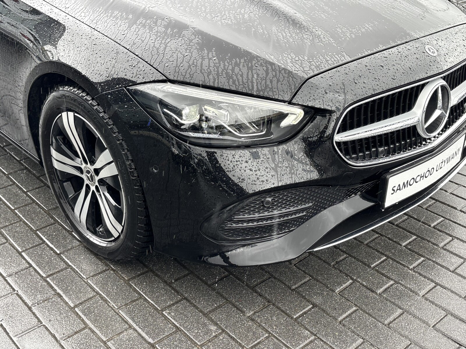 Mercedes-Benz C 180 - zdjęcie 30