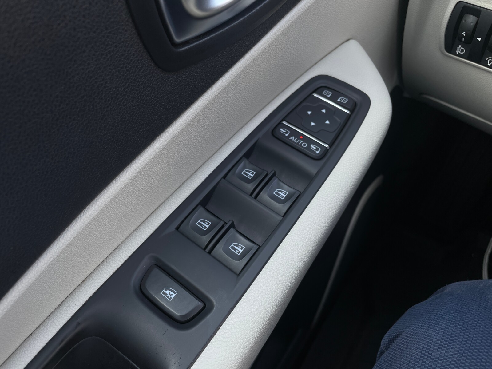 Renault Captur - zdjęcie 33