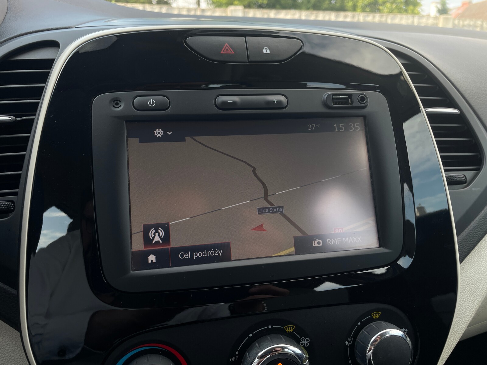 Renault Captur - zdjęcie 26