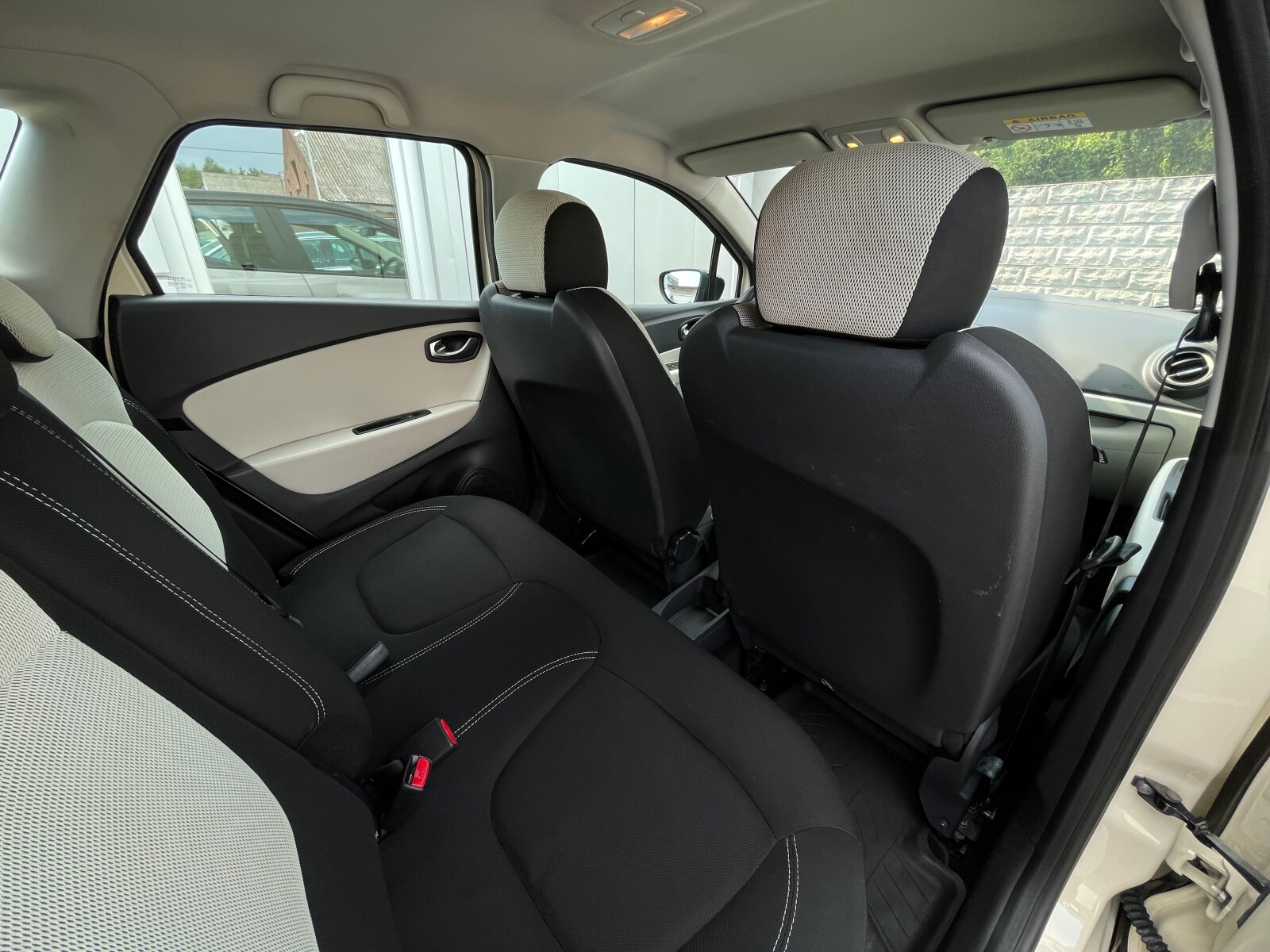 Renault Captur - zdjęcie 14