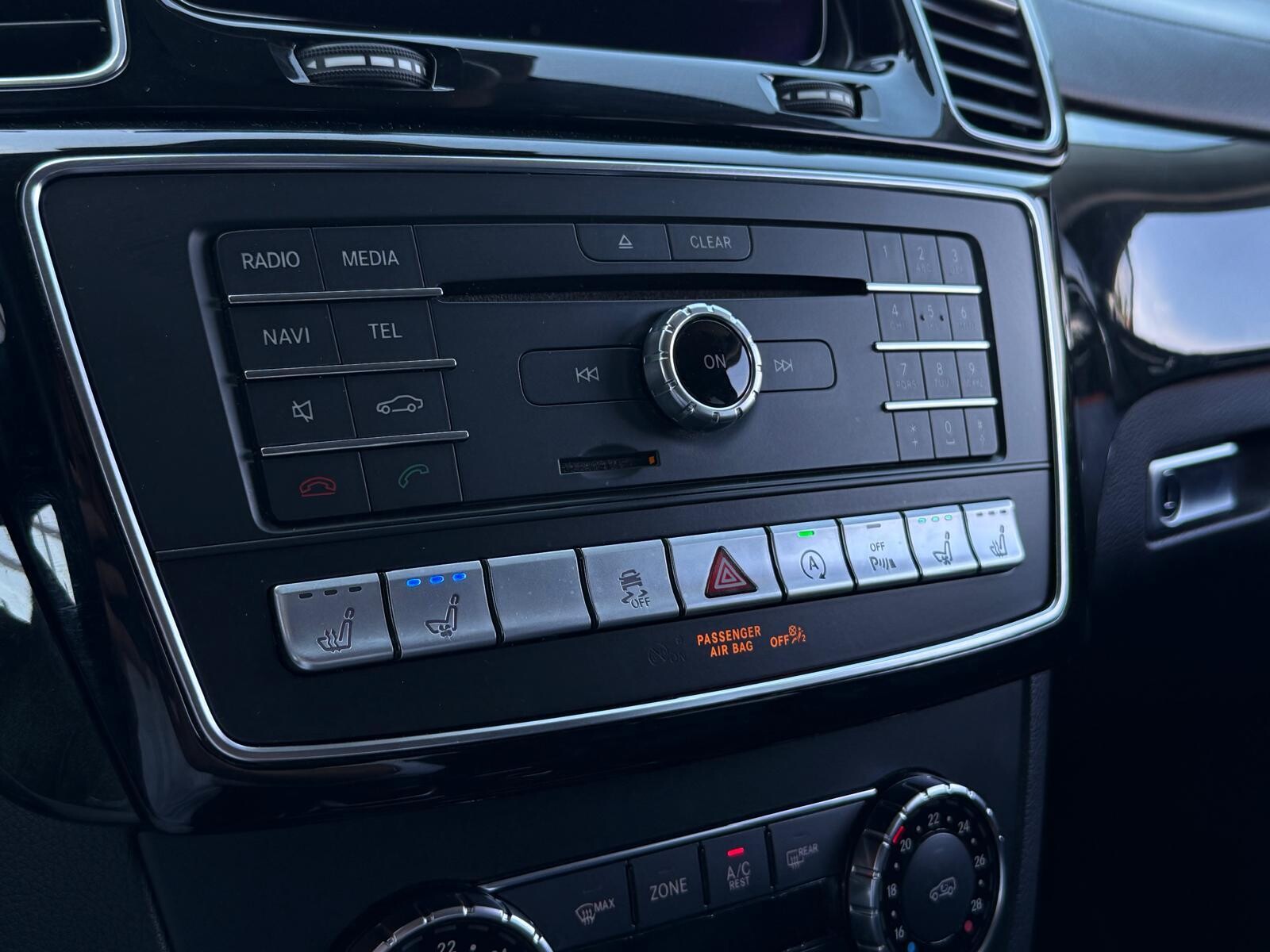 Mercedes-Benz GLE 350 - zdjęcie 29