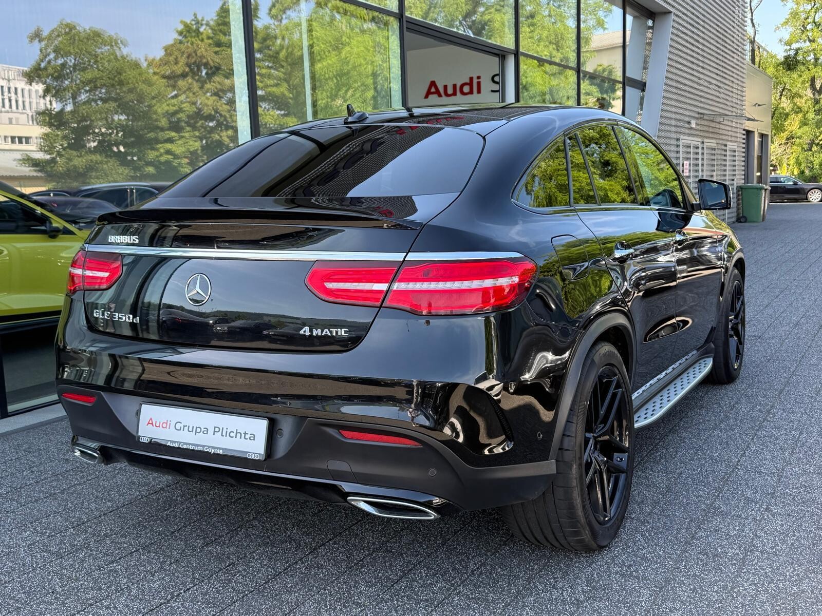 Mercedes-Benz GLE 350 - zdjęcie 10