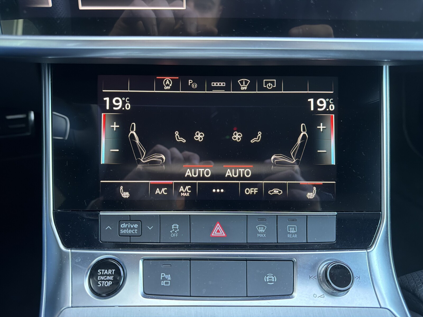 Audi A6 Avant - zdjęcie 40