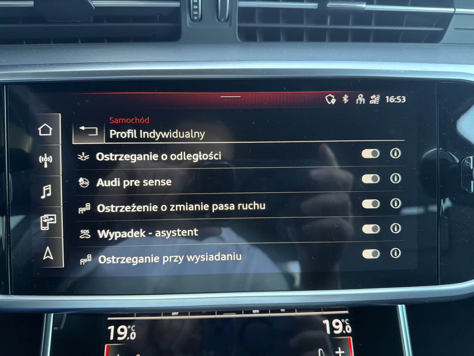 Audi A6 Avant - zdjęcie 37