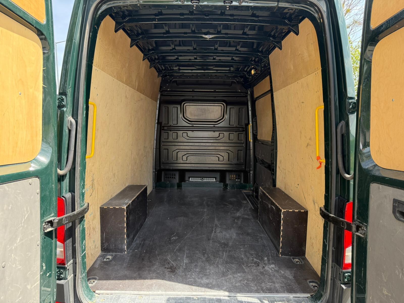 Volkswagen Crafter - zdjęcie 9