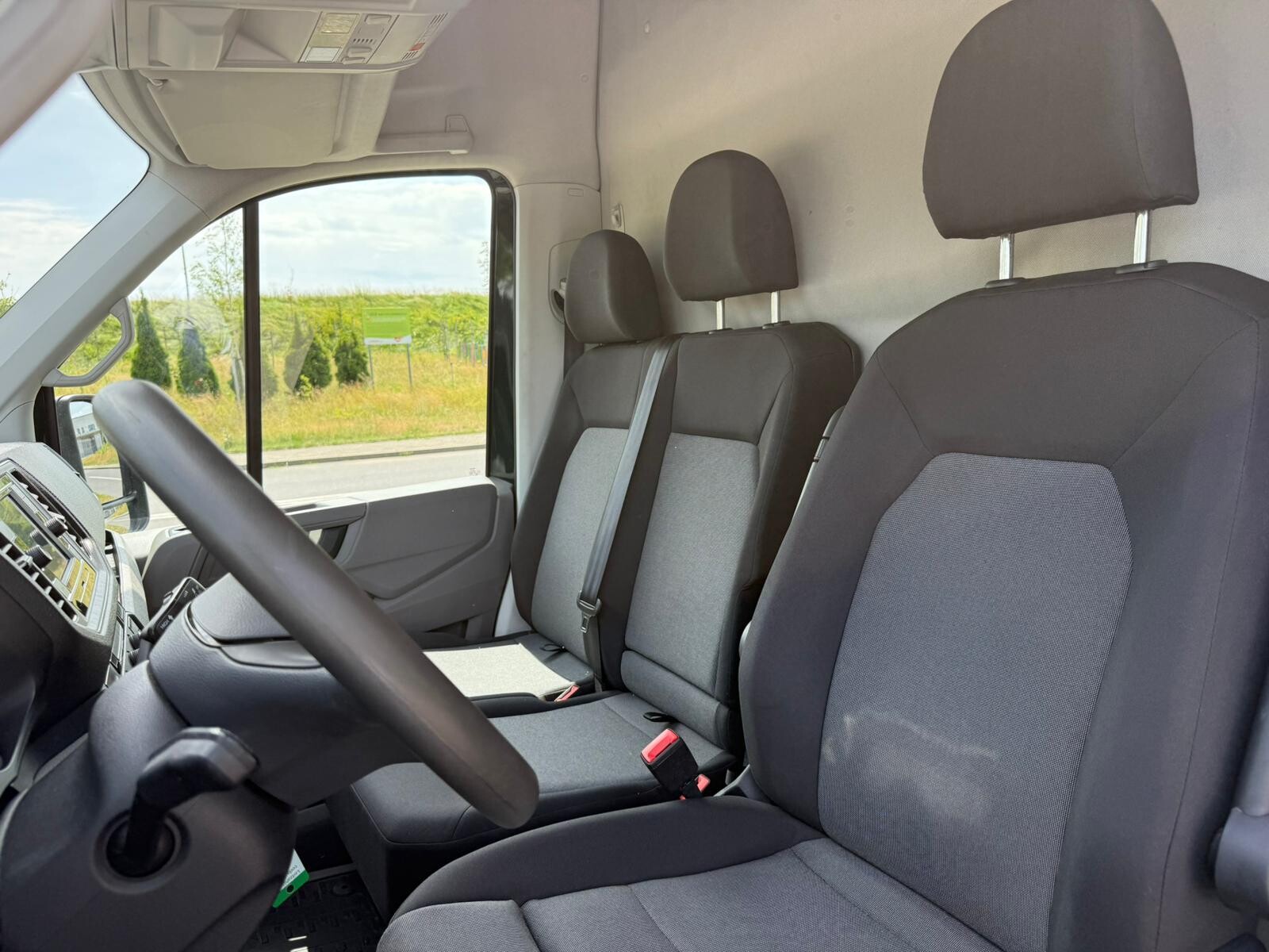 Volkswagen Crafter - zdjęcie 14