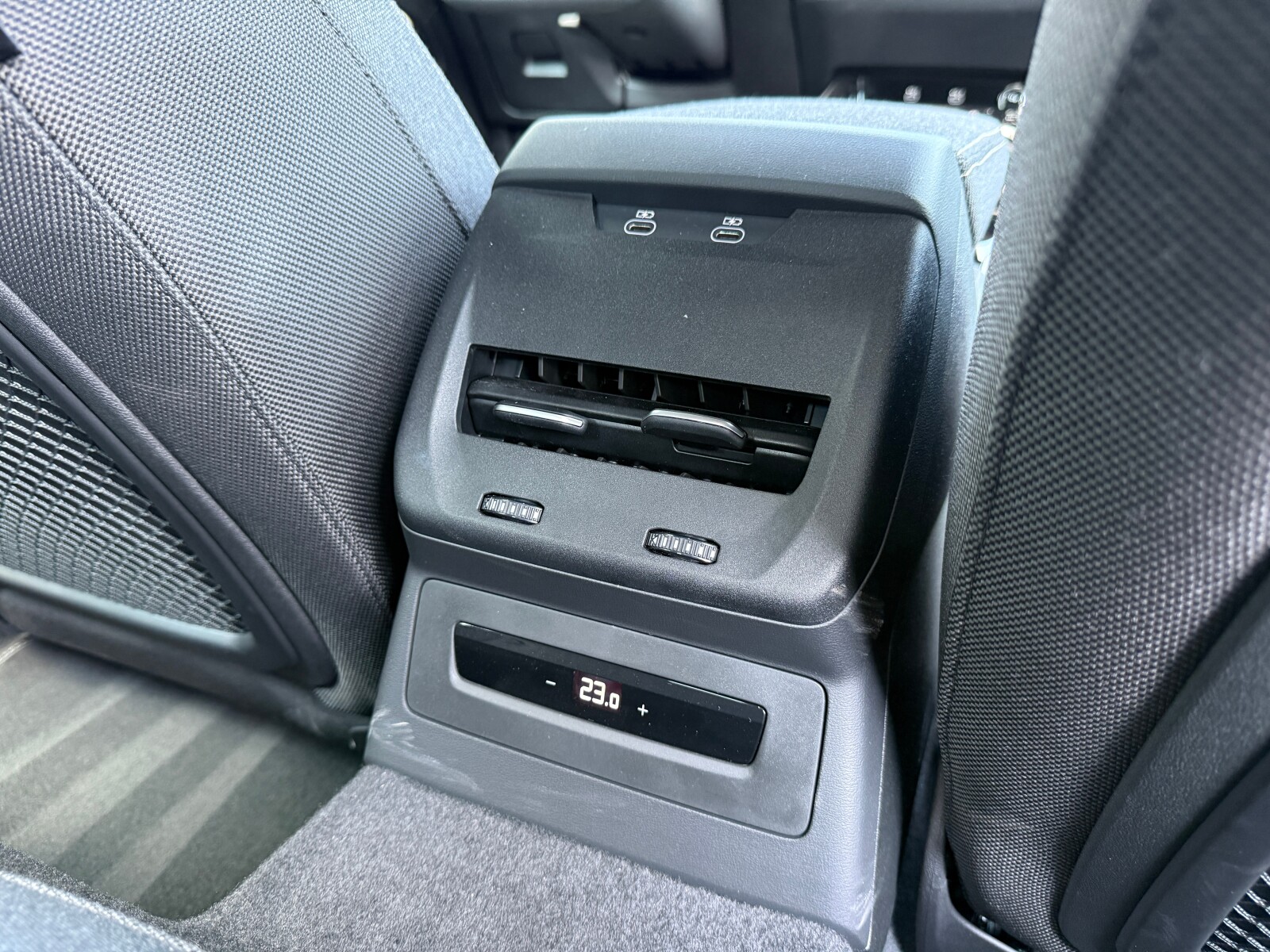 Audi A5 Limousine - zdjęcie 14
