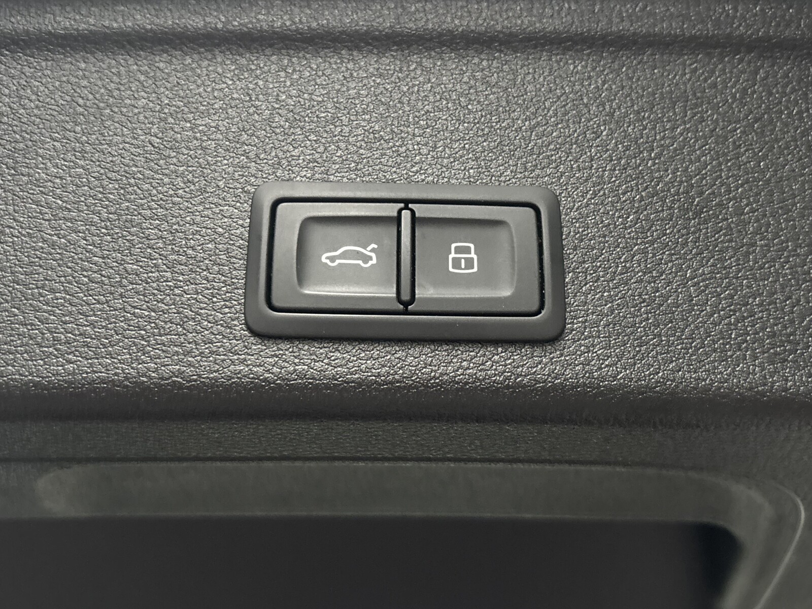 Audi A4 Avant - zdjęcie 27