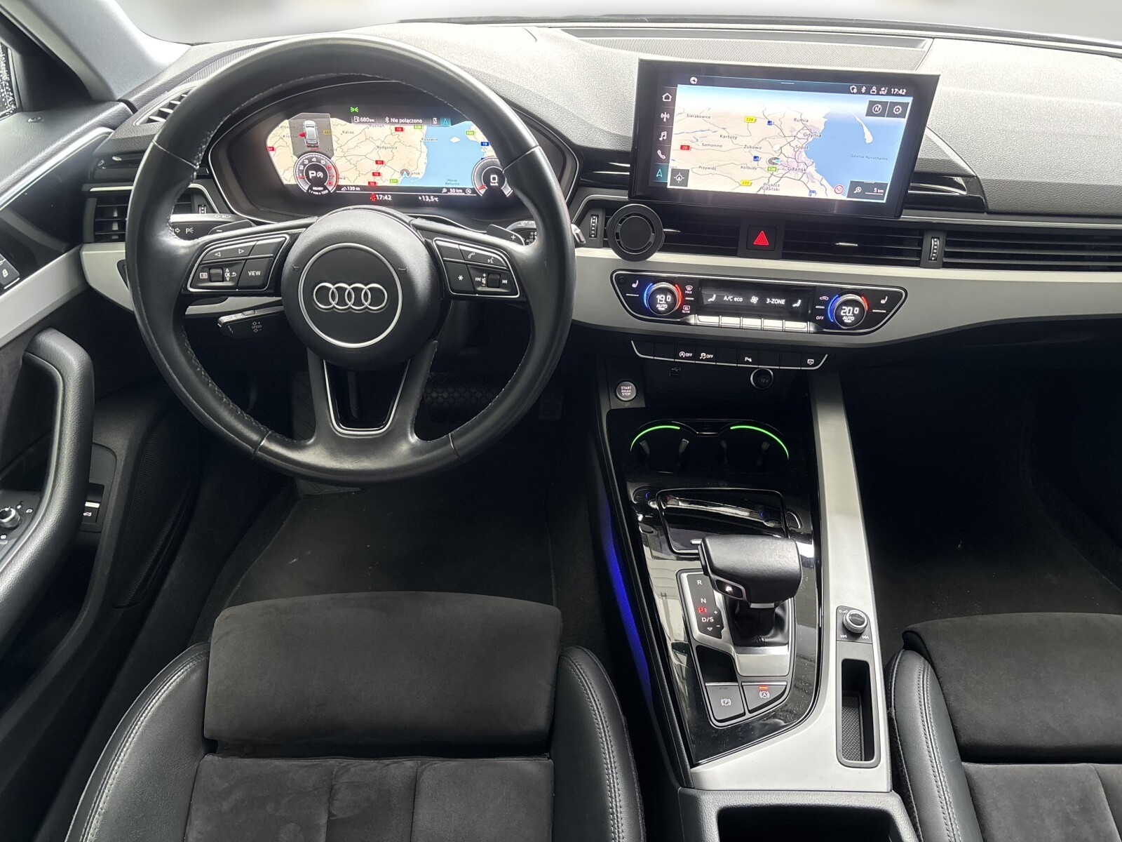 Audi A4 Avant - zdjęcie 10