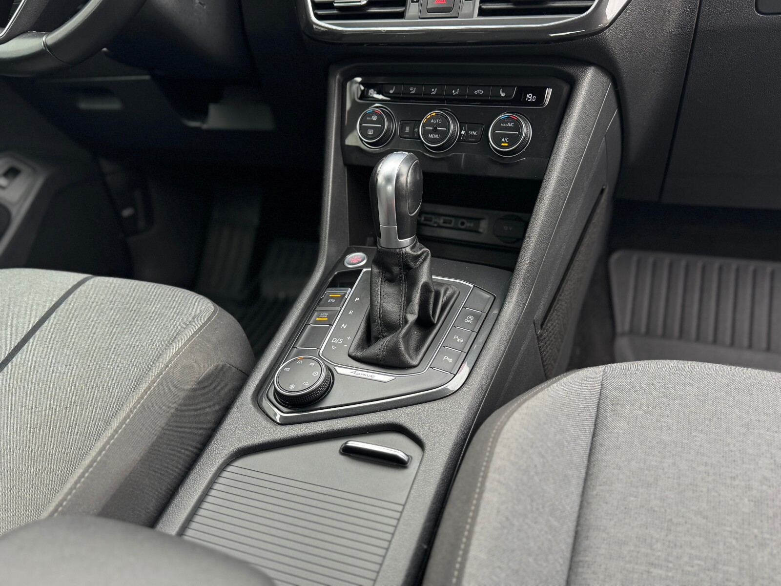 Seat Tarraco - zdjęcie 26