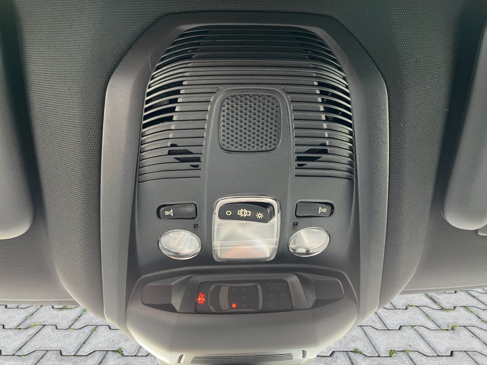 Peugeot 3008 - zdjęcie 39